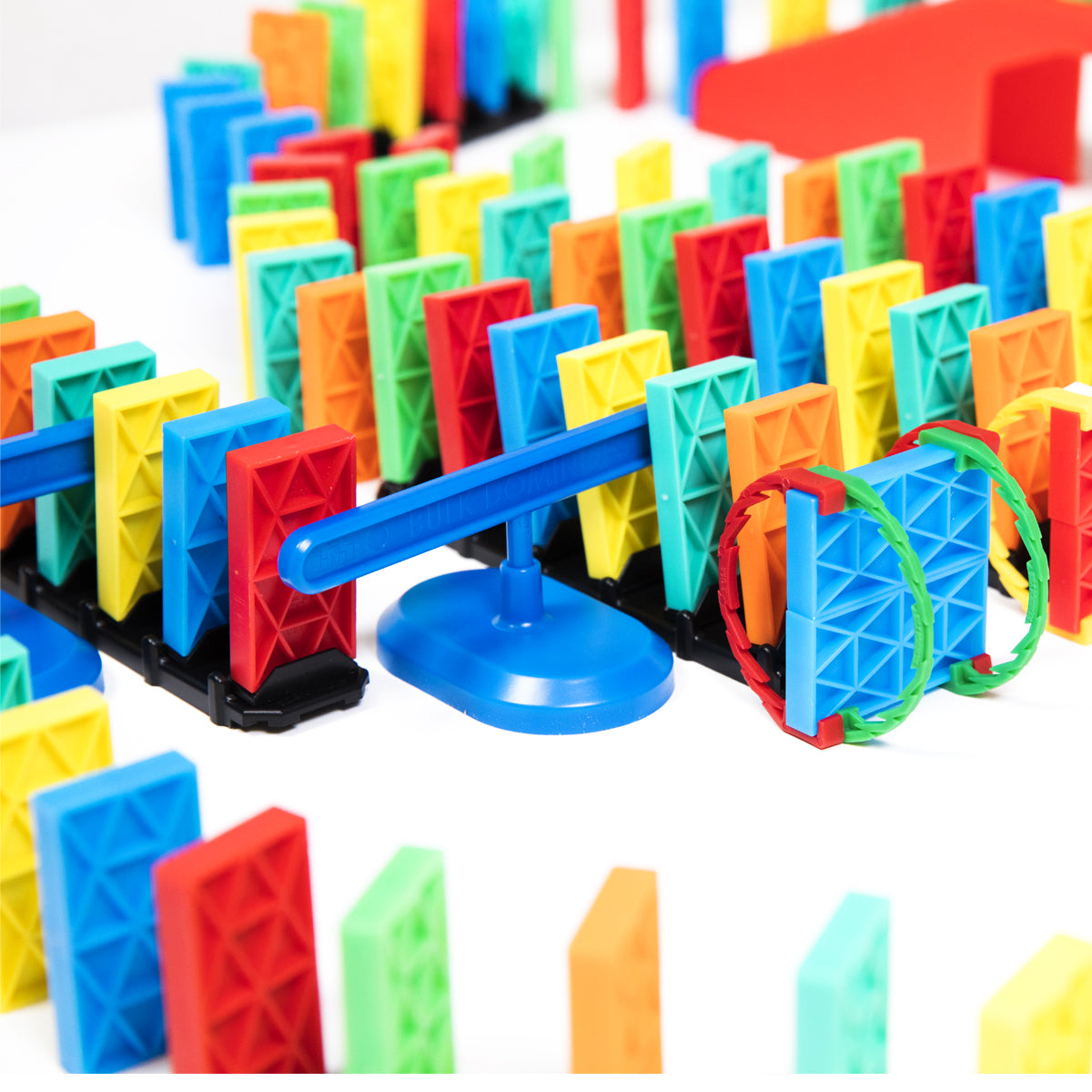 Bulk Dominoes Closeup of the spinner with kinetic dominoes